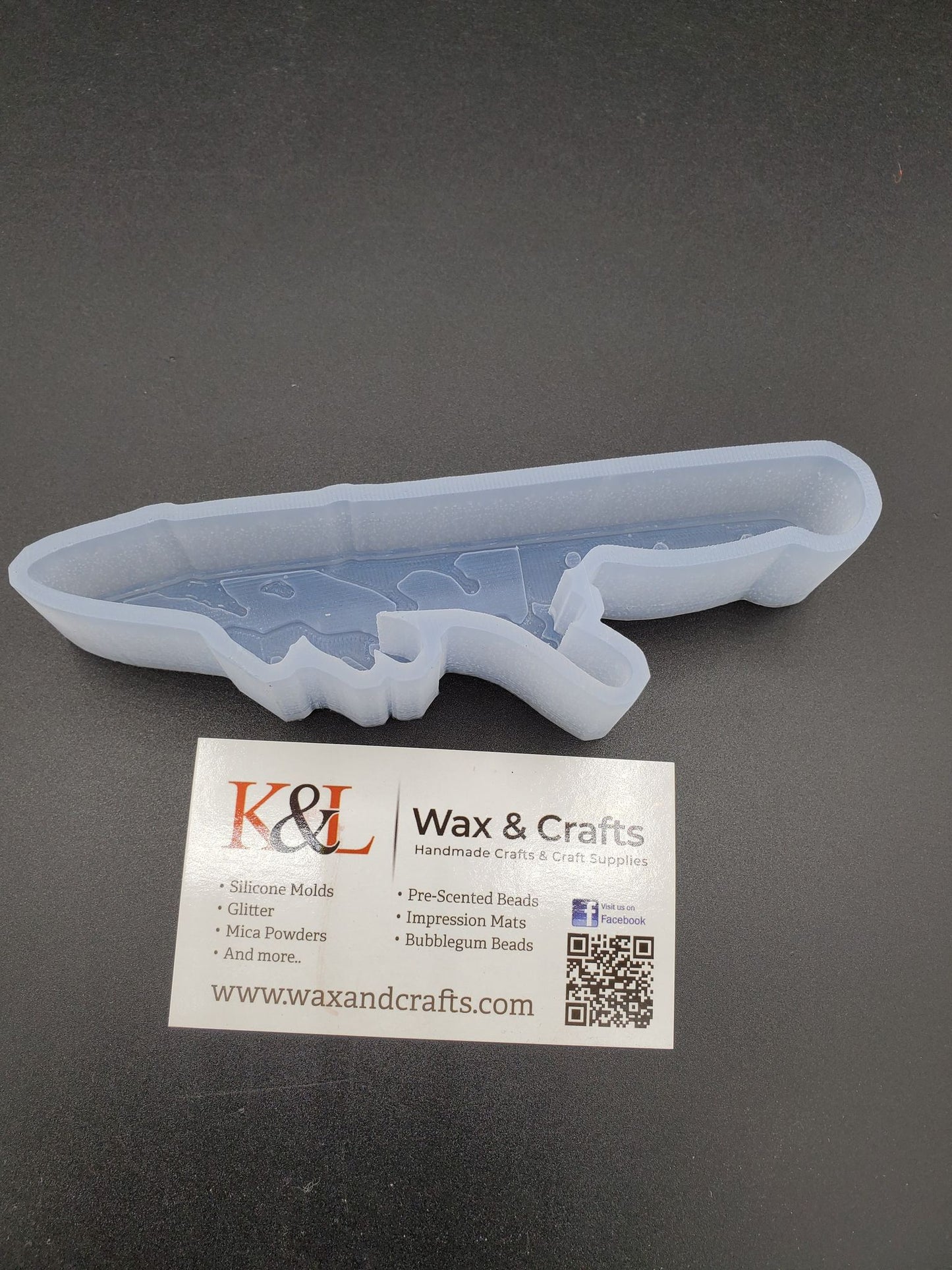 Bloody Knife Freshie Mold