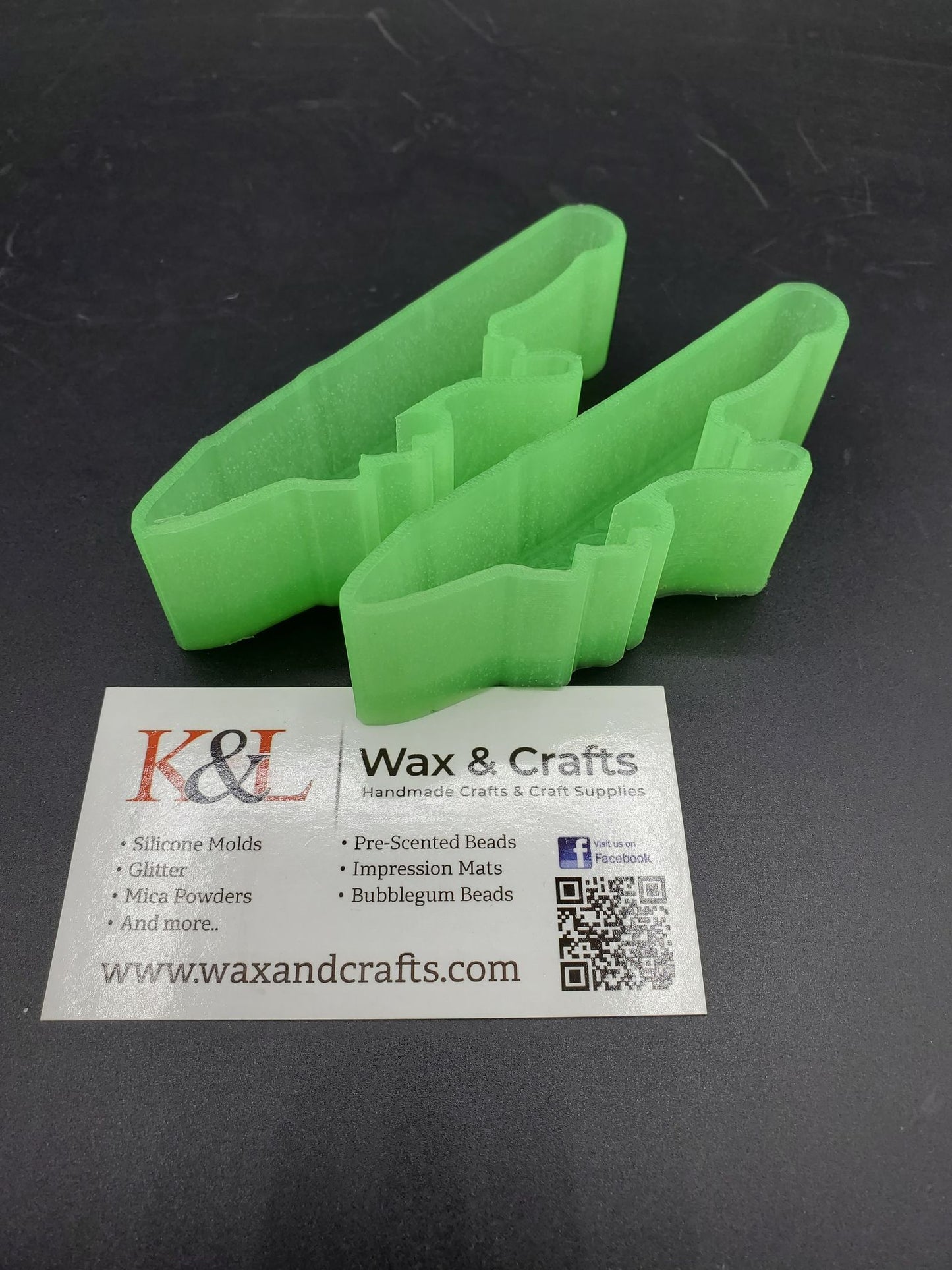 Bloody Knife Vent Clip Freshie Molds