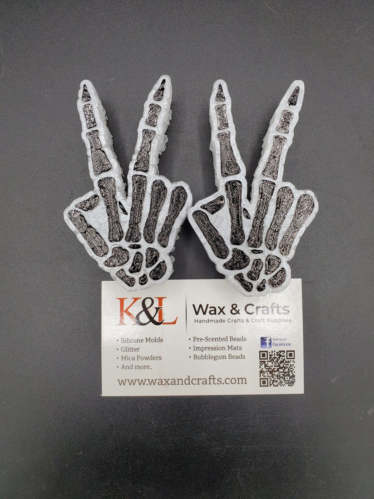 Skeleton Peace/Deuces Hand Vent Clip Freshie Molds
