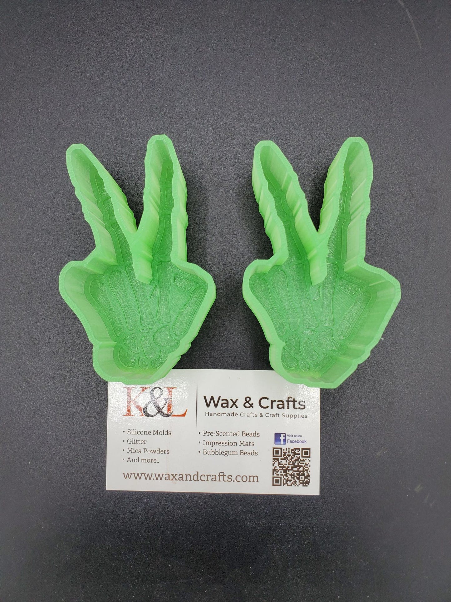 Skeleton Peace/Deuces Hand Vent Clip Freshie Molds