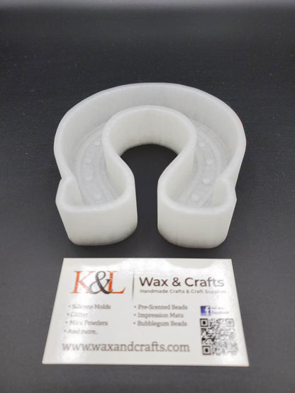 Horseshoe Freshie Mold